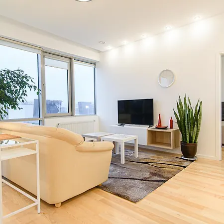 Cute Konstitucijos Ave 아파트 *